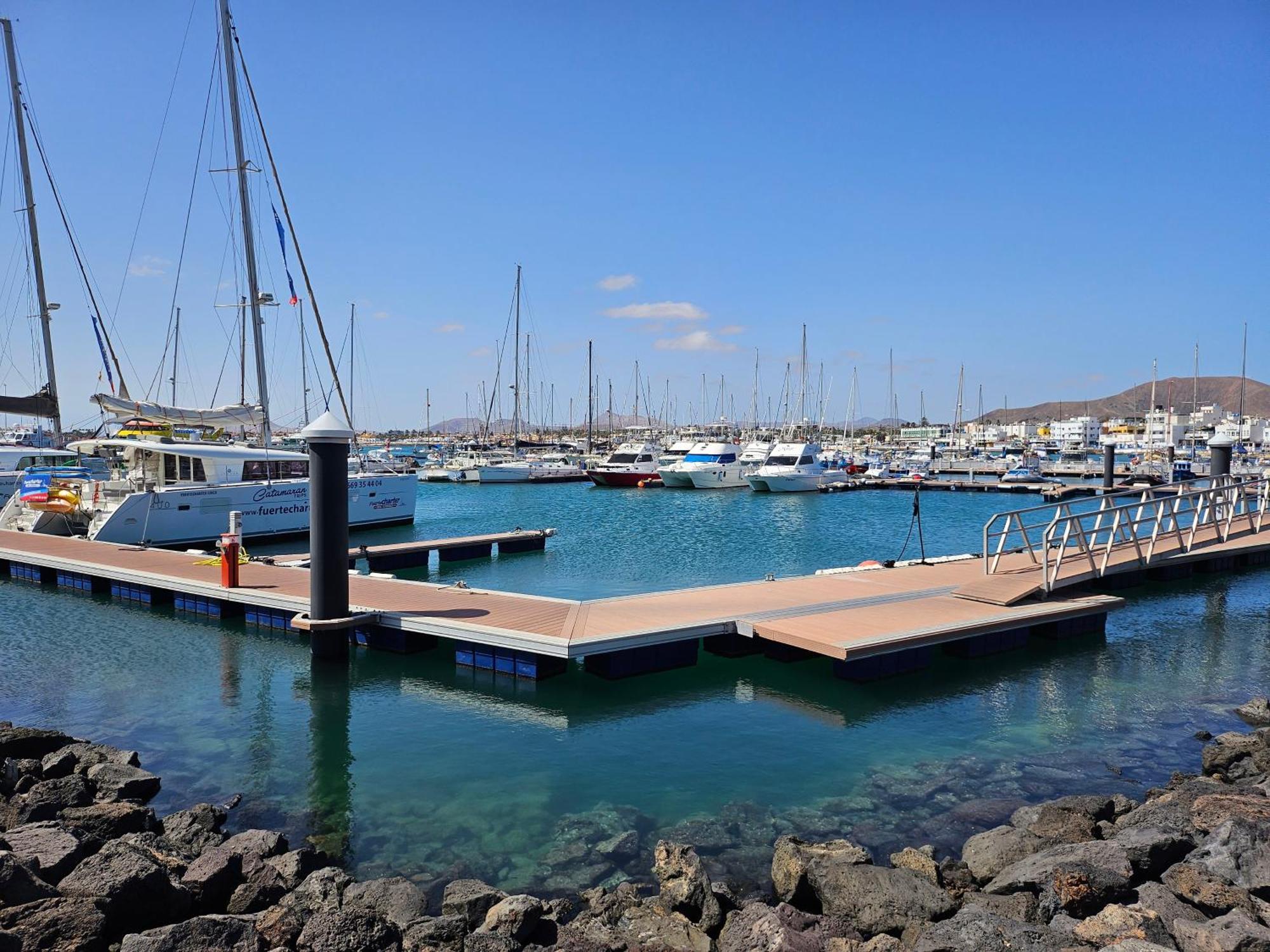 Corralejo Coliving By Amazzzing Travel Hostel Exterior foto