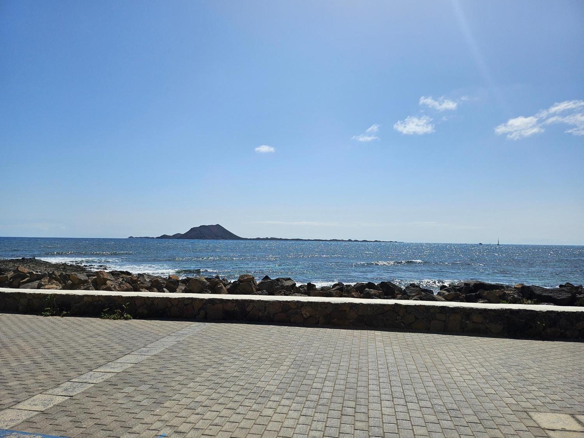 Corralejo Coliving By Amazzzing Travel Hostel Exterior foto