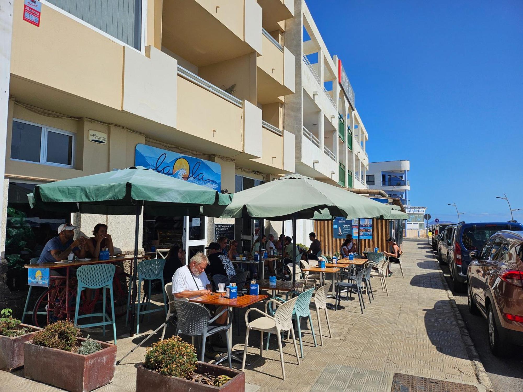 Corralejo Coliving By Amazzzing Travel Hostel Exterior foto